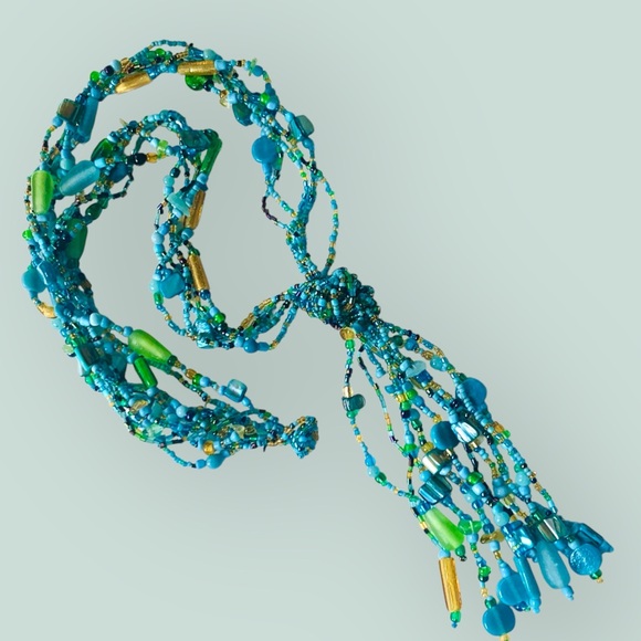 Handmade Jewelry - Handcrafted with Delicate Beads Necklace in Blue and Green
